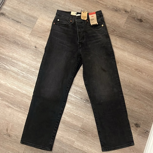 LEVI’S RIBCAGE STRAIGHT ANKLE JEAN - Picture 7 of 8